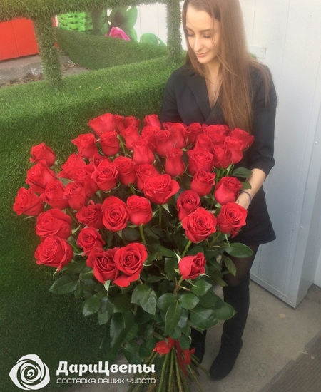 Букет 51 роза (130 см)